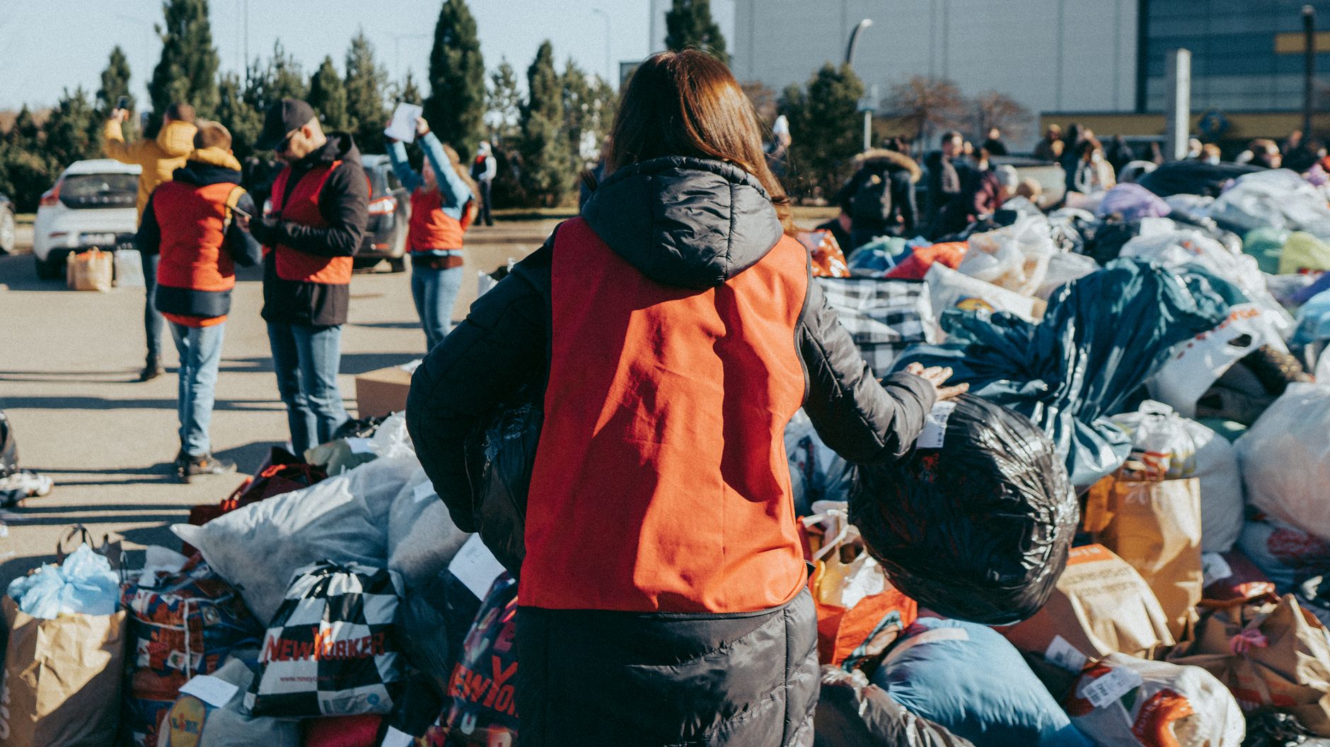 Prečo second-hand: skutočný dopad rýchlej módy